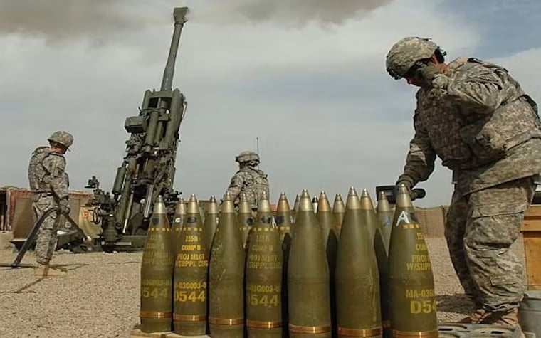 US awards $522 mn contracts for artillery shells for Ukraine
