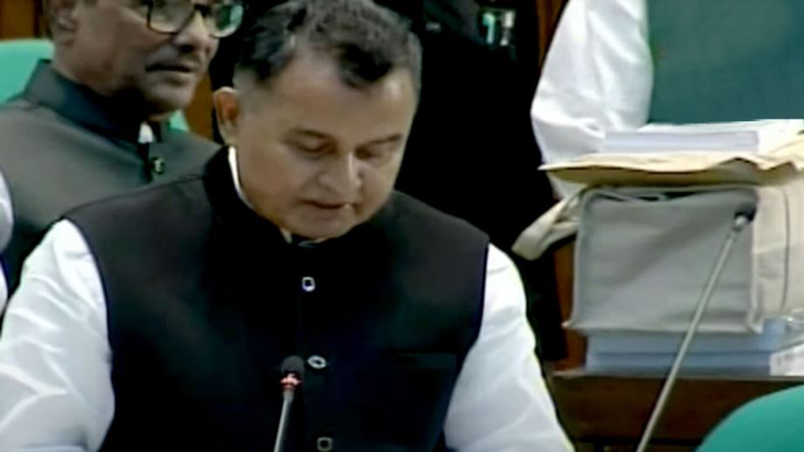 ৭ লাখ ৬১ হাজার ৭৮৫ কোটি টাকার প্রস্তাবিত বাজেট উপস্থাপন করছেন অর্থমন্ত্রী