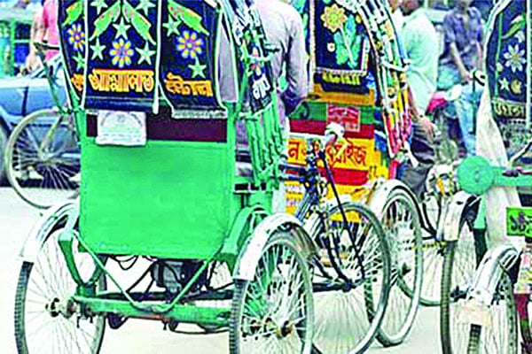 ব্যাটারি রিকশা খাচ্ছে ৩৫০০ মেগাওয়াট ব্যাটারি রিকশা প্রায় ৪০ লাখ, সংকটেও বিদ্যুতের অবৈধ ব্যবহার, গ্যারেজে লাইন, রাজধানীর বিভিন্ন সড়কে চলছে এসব পরিবহন