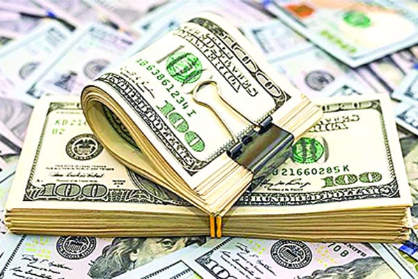 মুদ্রাবাজার নিয়ে ছয় উদ্যোগ আমদানিতে কড়াকড়ি আরও এক বছর। রপ্তানি বাড়াতে নতুন বাজার অনুসন্ধান। রেমিট্যান্স বৃদ্ধির জন্য প্রণোদনা অব্যাহত। উৎপাদন বাড়াতে সহায়তা। পাচার রোধে কার্যকর পদক্ষেপ, ডলারের একক আধিপত্য কমানো