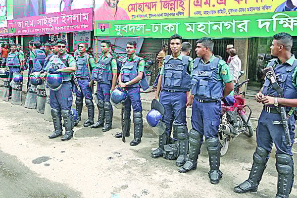 অবশেষে আজ সমাবেশ দুই দলের নয়াপল্টনে বিএনপি, বায়তুল মোকাররমের দক্ষিণ গেটে করবে আওয়ামী লীগের তিন সংগঠন, দুই পক্ষকেই ২৩ শর্তে অনুমতি পুলিশের