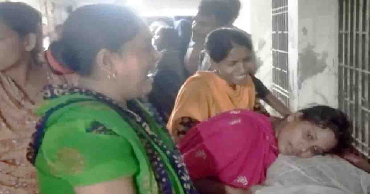 টঙ্গীতে দেয়াল ধসে ৩ জনের প্রাণহানি