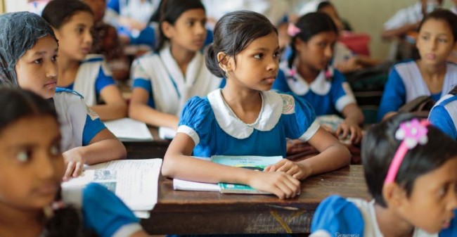 ডেঙ্গু-আতঙ্কের মাঝে আজ খুলছে শিক্ষাপ্রতিষ্ঠান, মানতে হবে ৫ নির্দেশনা