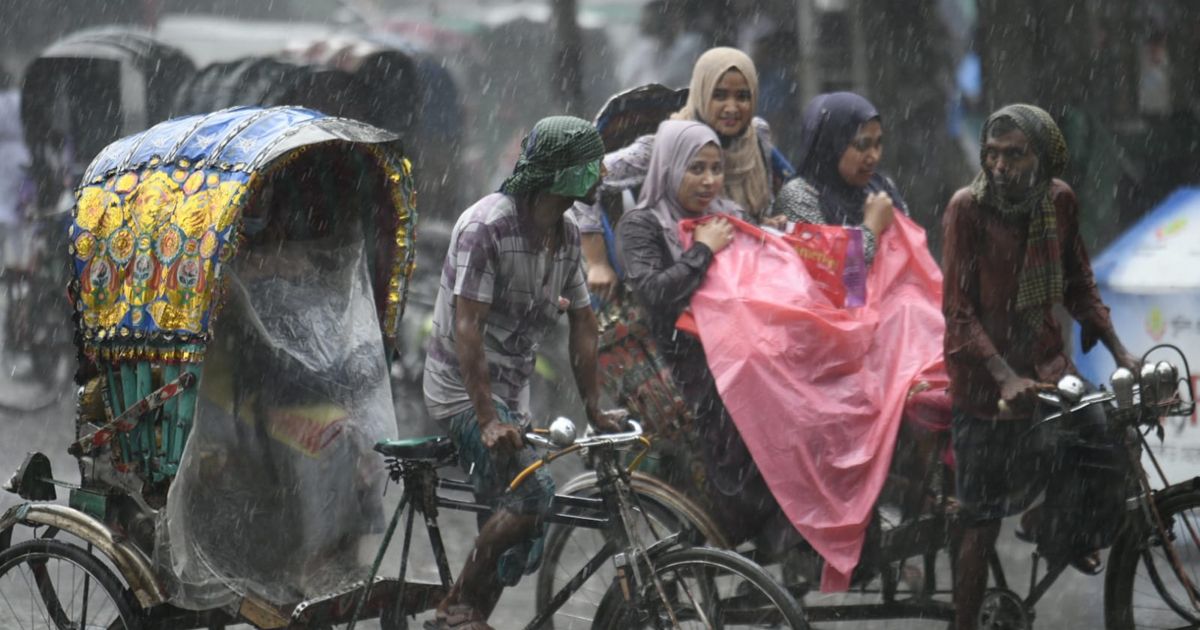 সব বিভাগে বজ্রবৃষ্টি, কোথাও কোথাও হতে পারে ভারী বর্ষণ  