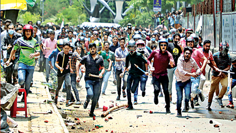আজ রাজধানীতে মুখোমুখি হচ্ছে আওয়ামী লীগ ও বিএনপি উত্তপ্ত রাজনীতির মাঠ