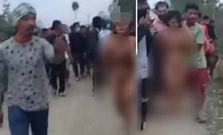 মনিপুরে গণধর্ষণের পর ২ নারীকে নগ্ন করে হাঁটানো হয় রাস্তায়