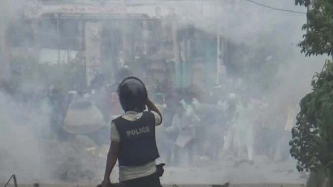 হবিগঞ্জে বিএনপির পদযাত্রায় পুলিশের গুলি, আহত তিন শতাধিক