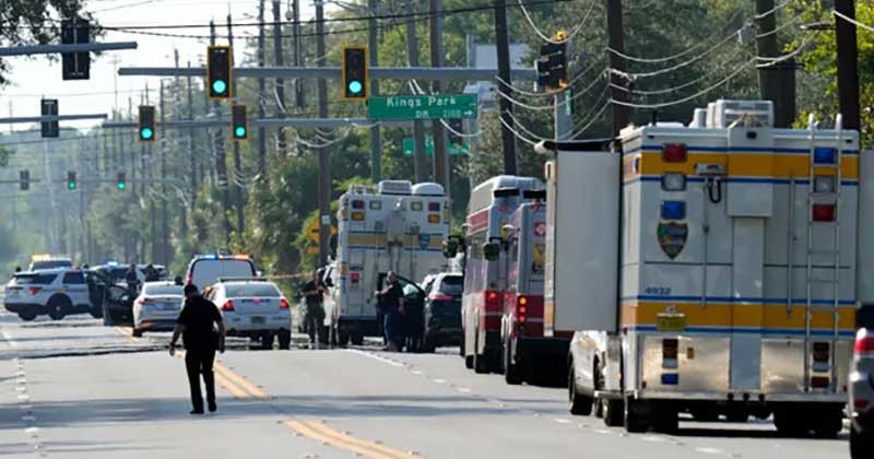 যুক্তরাষ্ট্রে মুখোশধারী শ্বেতাঙ্গের গুলিতে ৩ কৃষ্ণাঙ্গ নিহত