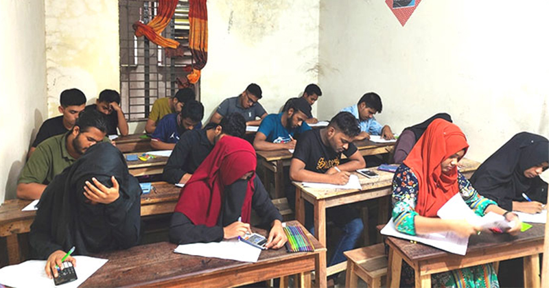 আজ থেকে ৪৩ দিন কোচিং সেন্টার বন্ধ