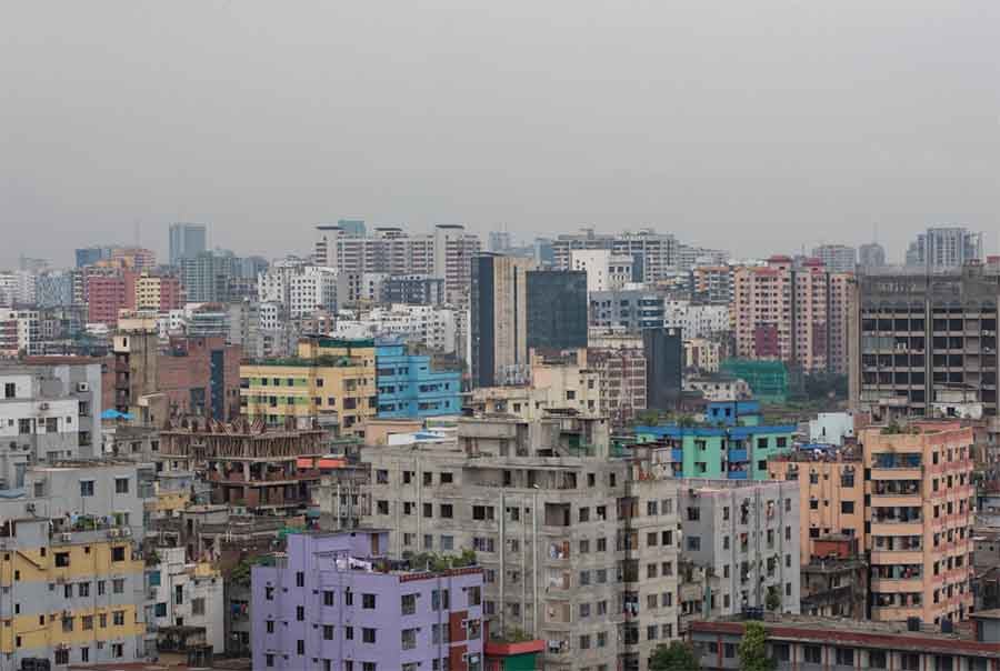 চাপে পড়বে ঢাকা, বাড়বে দুর্ভোগ আবাসিক এলাকায় বাণিজ্যিক কার্যক্রম সম্প্রসারণের সিদ্ধান্ত