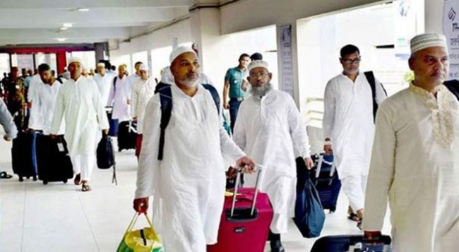 দেশে ফিরেছেন ১১৪১৮ হাজি, আজ শেষ ফ্লাইট