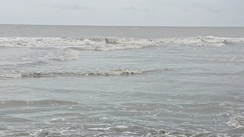 সমুদ্রবন্দরে ৩ নম্বর সতর্ক সংকেত