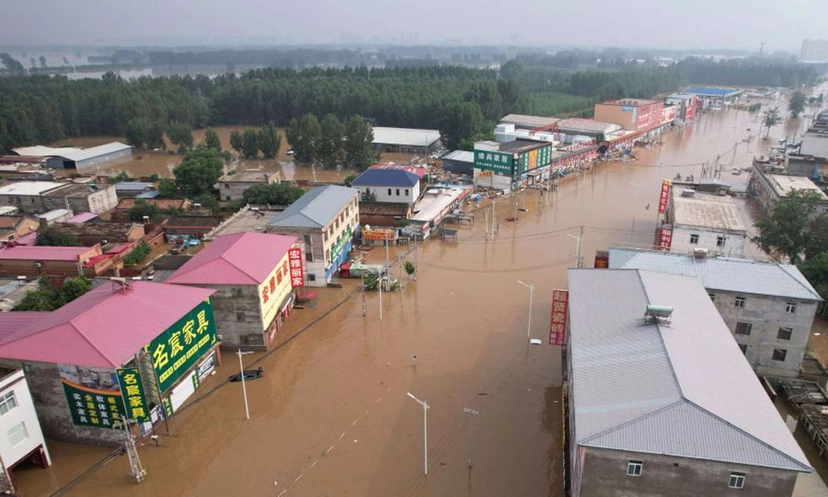 চীনে রেকর্ড বৃষ্টিতে ৩০ জনের প্রাণহানি