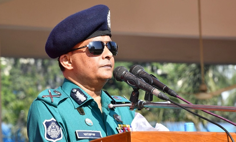 ডিএমপি কমিশনারকে অবসর দিয়ে প্রজ্ঞাপন জারি।
