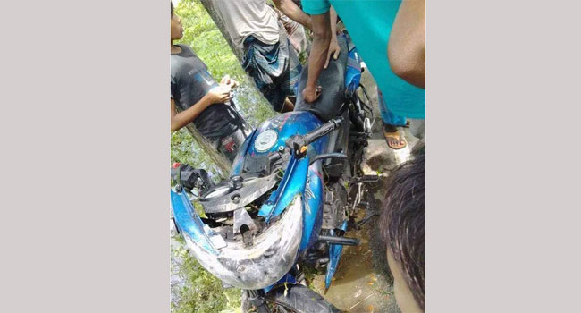 নোয়াখালীতে সড়ক দুর্ঘটনায় ৩ ভাই নিহত