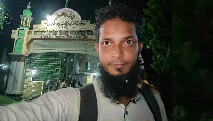 বিয়ের প্রলোভনে ছাত্রীর সঙ্গে অনৈতিক সম্পর্ক, জবির শিক্ষককে অব্যাহতি