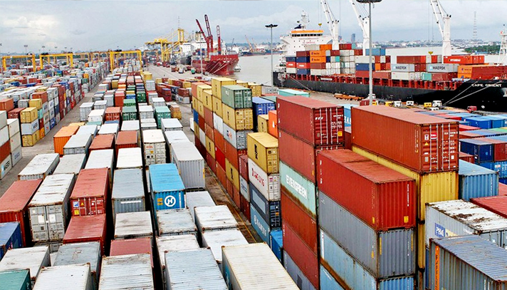 পোশাক রপ্তানির আড়ালে ৩০০ কোটি টাকা পাচার