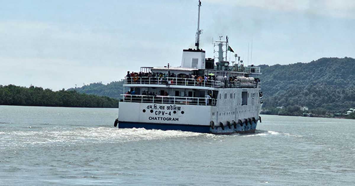 সেন্টমার্টিনে জাহাজ চলাচল বন্ধ, দেড় শতাধিক পর্যটক আটকা