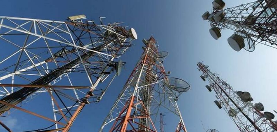 ৫ মোবাইল কোম্পানির কাছে সরকারের পাওনা ৭৮২২ কোটি টাকা