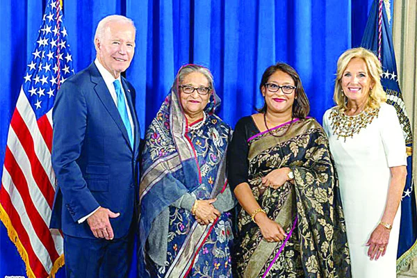 বিশ্বের ৩৫তম অর্থনৈতিক শক্তি বাংলাদেশ কলাম্বিয়া ইউনিভার্সিটিতে বাংলাদেশ প্রতিদিনের সেমিনারে প্রধানমন্ত্রী শেখ হাসিনা