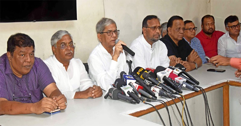 পদত্যাগ না করলে সরকার পালানোর পথ পাবে না : মির্জা ফখরুল