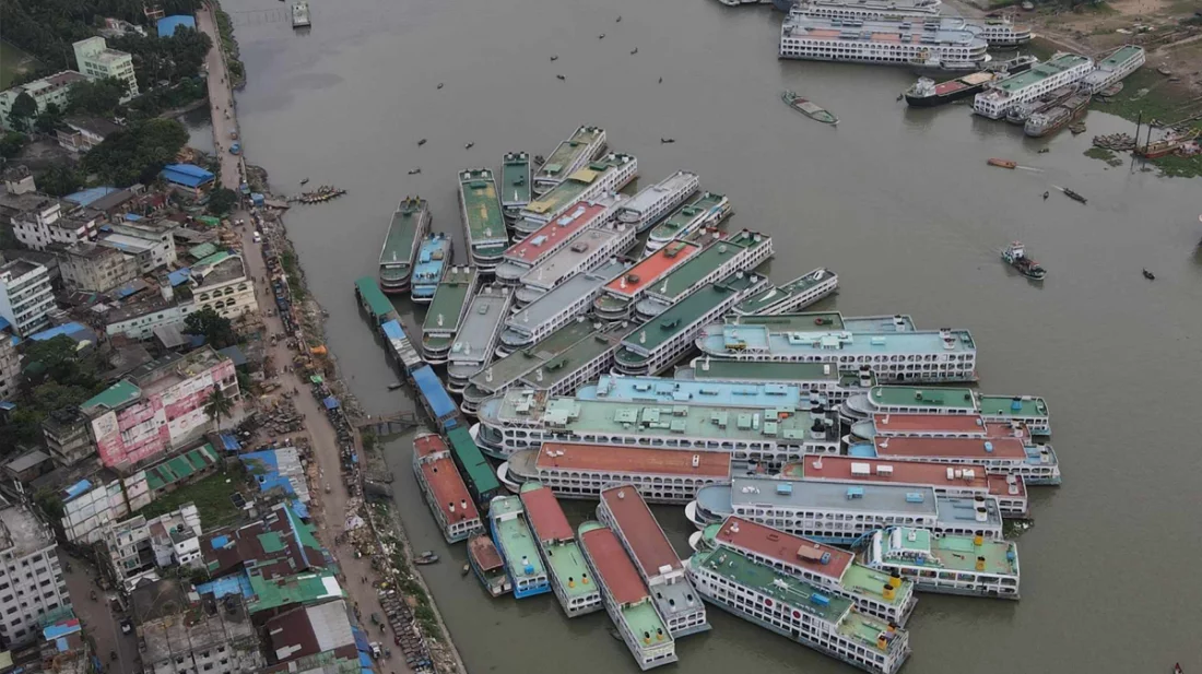 ঘূর্ণিঝড় হামুন  সারাদেশে সব ধরনের নৌ চলাচল বন্ধ