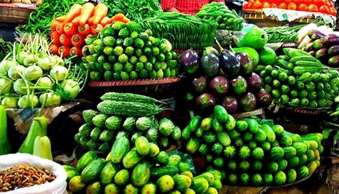 আশি টাকার নিচে সবজি নেই, উচ্ছে ও বরবটির সেঞ্চুরি