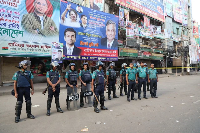 সারা দেশে আজ হরতাল ডেকেছে বিএনপি, নয়াপল্টনে পুলিশের অবস্থান