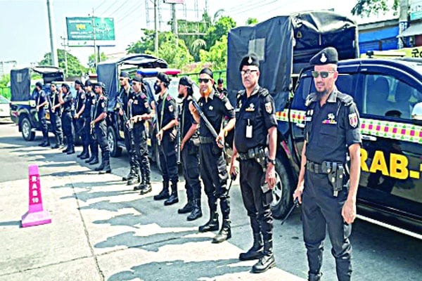 সমাবেশস্থল নিয়ে অনড় দুই দল নয়াপল্টনে বিএনপি, বায়তুল মোকাররম দক্ষিণ গেটে আওয়ামী লীগ, গ্রেফতার তল্লাশি