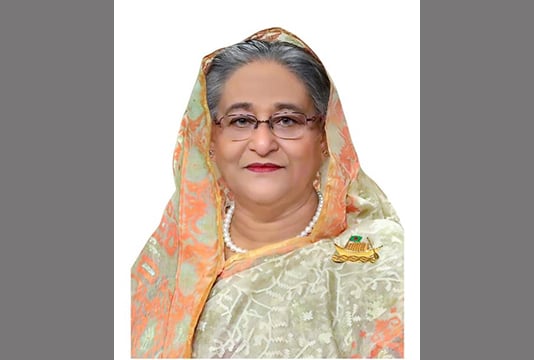 PM leaves London for home