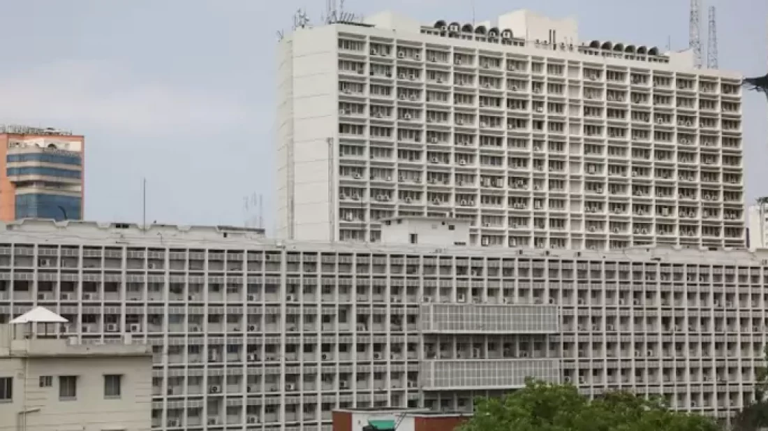 সচিবালয়ে তদবিরে গিয়ে গ্রেফতার গোয়েন্দা সংস্থার ভুয়া সদস্য