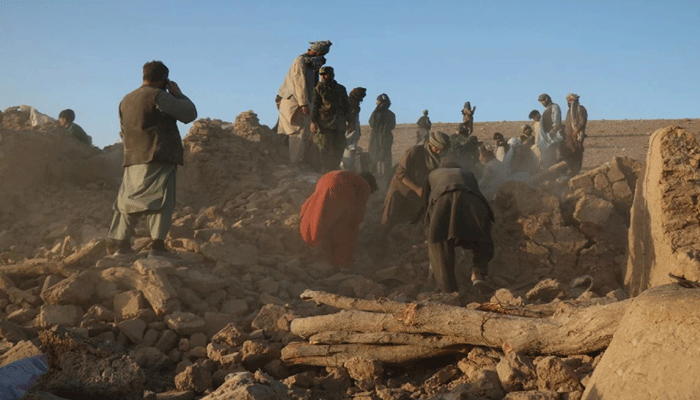 আফগানিস্তানে ভয়াবহ ভূমিকম্পে নিহত ছাড়াল ২৪০০