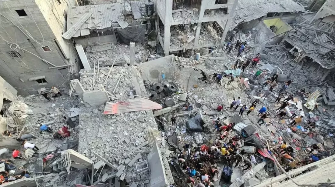 গাজায় রাতভর ইসরায়েলি বোমাবর্ষণ, নিহত আরও ২৭