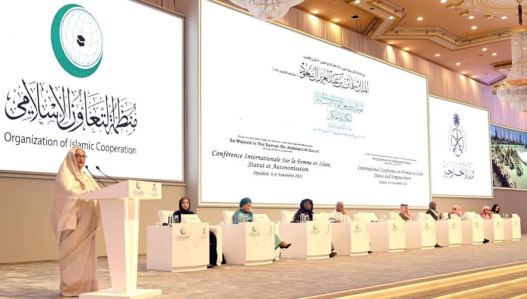 PM joins Int’l Conference on Women in Islam