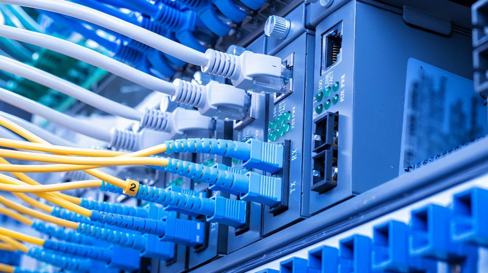 মঙ্গলবার স্বাভাবিক হবে ইন্টারনেট সেবা।