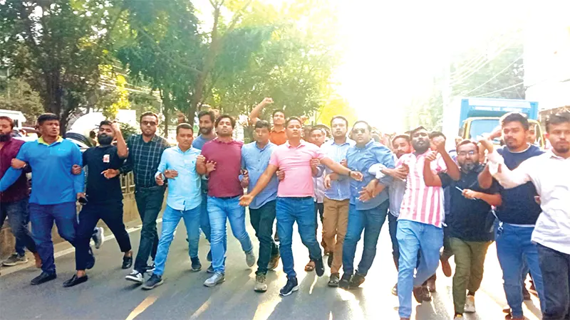 হরতাল অবরোধের বিকল্প ভাবছে বিএনপি