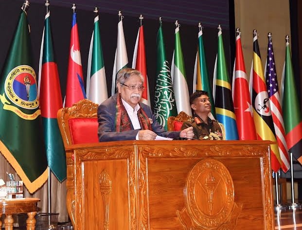 President asks DSCSC graduates to use knowledge for people’s wellbeing