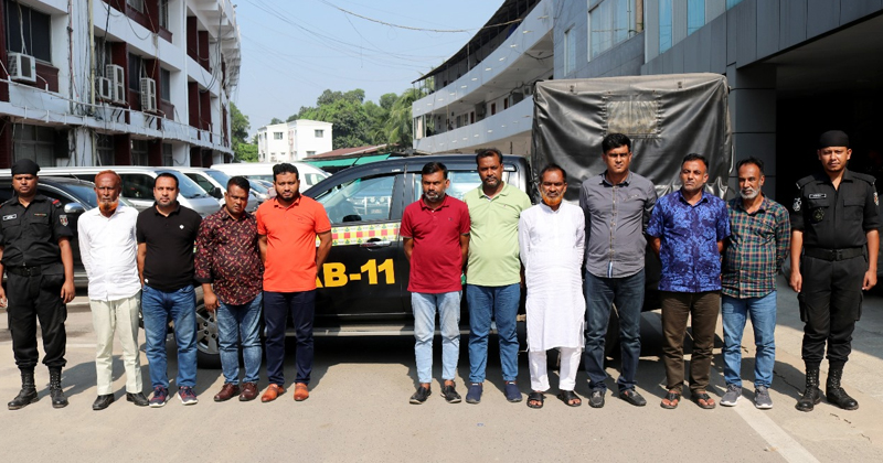 গুলশানে পাঁচ তারকা হোটেলে র‍্যাবের অভিযান, গ্রেপ্তার ১০ নারায়ণগঞ্জে পুলিশের ওপর হামলা