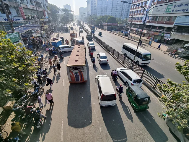 ঢাকা থেকে দূরপাল্লার বাস আজও বন্ধ