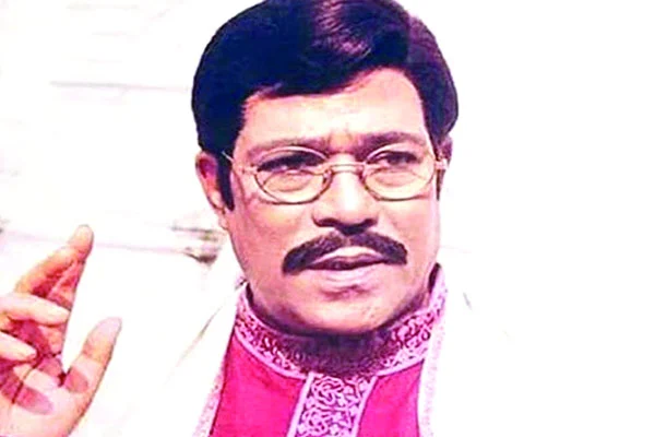 খলনায়কদের নায়ক রাজীব