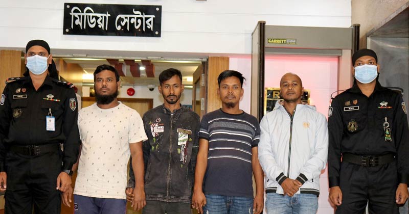 বাসে আগুন দিয়ে ভিডিও পাঠানো হয় শীর্ষ নেতাদের