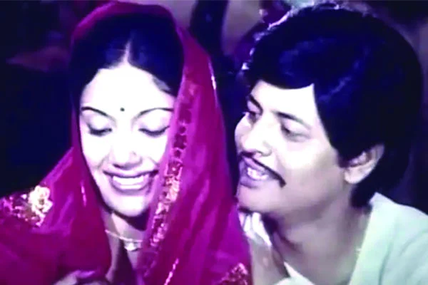 ‘ওরে নীল দরিয়া’ গানের নেপথ্যের গল্প