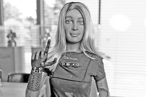 পৃথিবীর প্রথম কৃত্রিম বুদ্ধিমত্তা সিইও