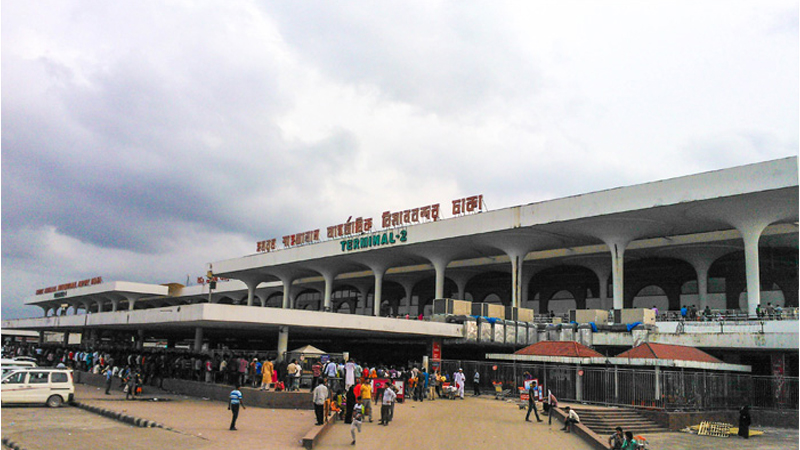 ঘন কুয়াশায় শাহজালালে নামতে পারেনি ১১ ফ্লাইট