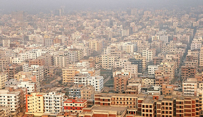 ঢাকা  শহরে ৮৪ ভাগ মানুষের হাঁটার জায়গা নেই