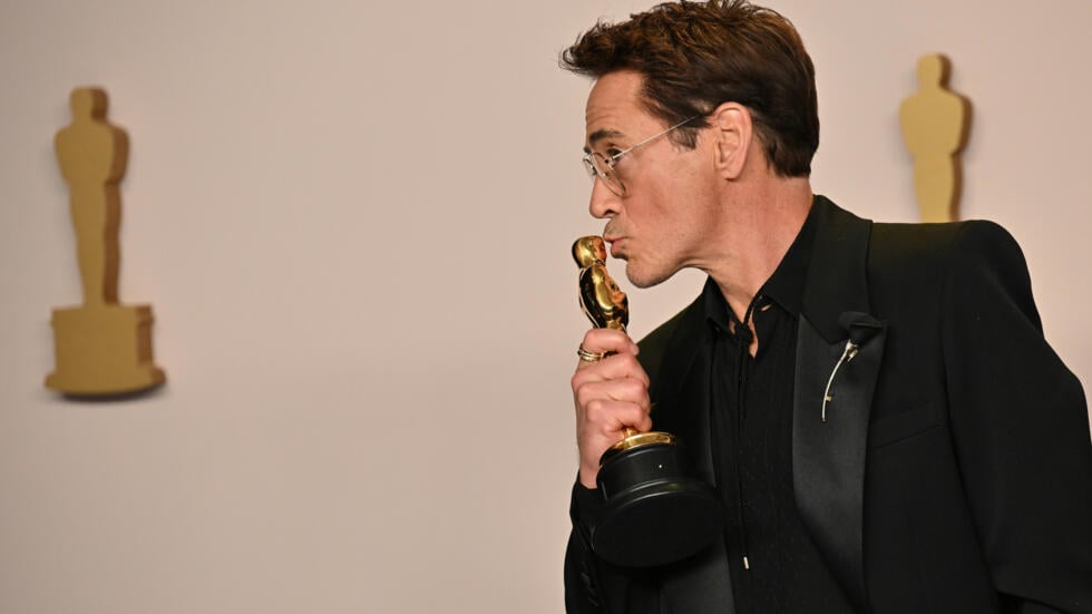 Downey Jr wins Oscar for ‘Oppenheimer,’ 31 years after first nod