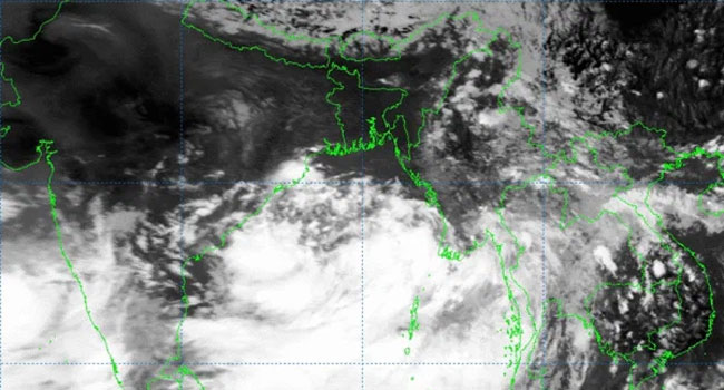 নিম্নচাপটি এখন ঘূর্ণিঝড় ‘রিমাল’, পায়রা ও মোংলায় ৭ নম্বর বিপৎসংকেত