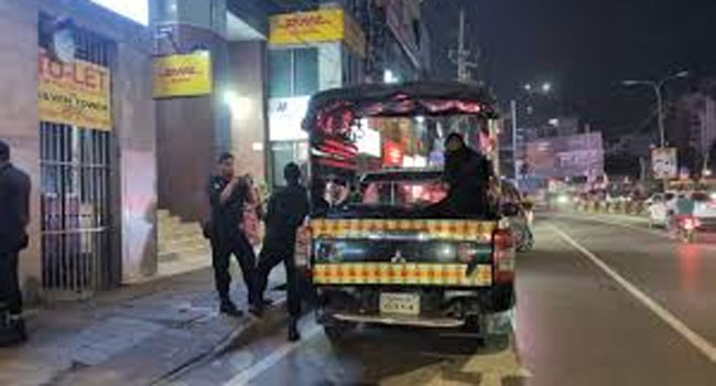 গুলশানে ডায়মন্ড ওয়ার্ল্ডের অফিসে র‍্যাবের অভিযান