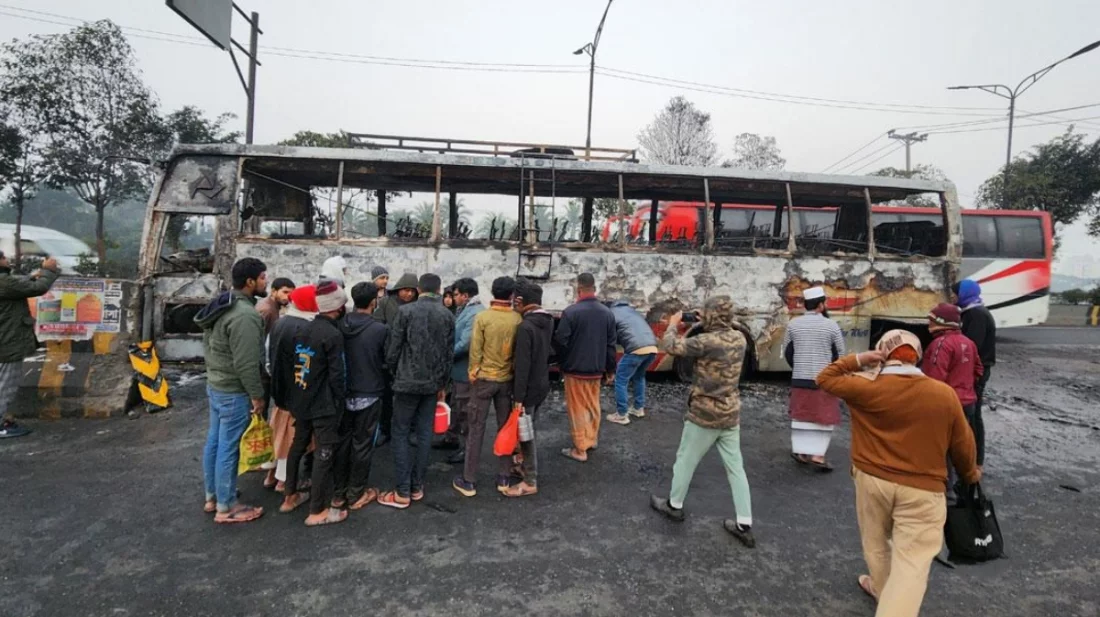 সাভারে অ্যাম্বুলেন্সে পেছন থেকে দুটি বাসের ধাক্কা, পুড়ে নিহত