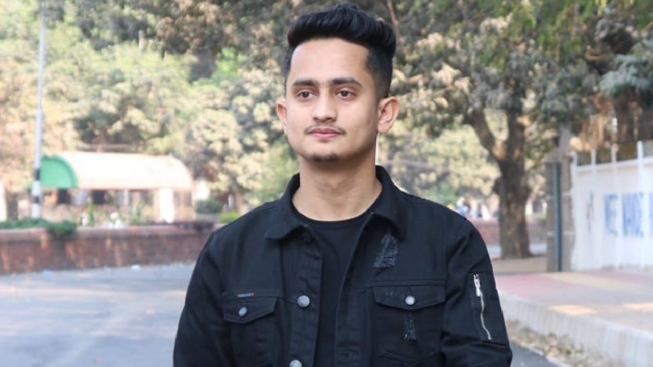 হাসনাতের বক্তব্যে ‘কিছুটা দ্বিমত’ সারজিসের সম্প্রতি সামাজিক যোগাযোগমাধ্যমে এক পোস্টে দেয়া জাতীয় নাগরিক পার্টির (এনসিপি) মুখ্য সংগঠক হাসনাত আবদুল্লাহর বক্তব্যে ‘কিছুটা দ্বিমত’ প্রকাশ করেছেন দলটির আরেক সংগঠক সারজিস আলম।